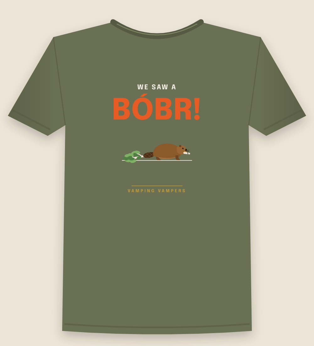 WE SAW A BÓBR! T-shirt in Moss